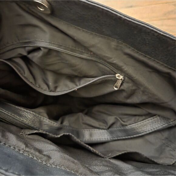 Cato Black Studded Shoulder Bag – Man-Made Materials – Repaired – 15"x14" - Picture 7 of 10